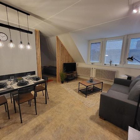 Bohemi Apartman Mosonmagyaróvár Exterior foto